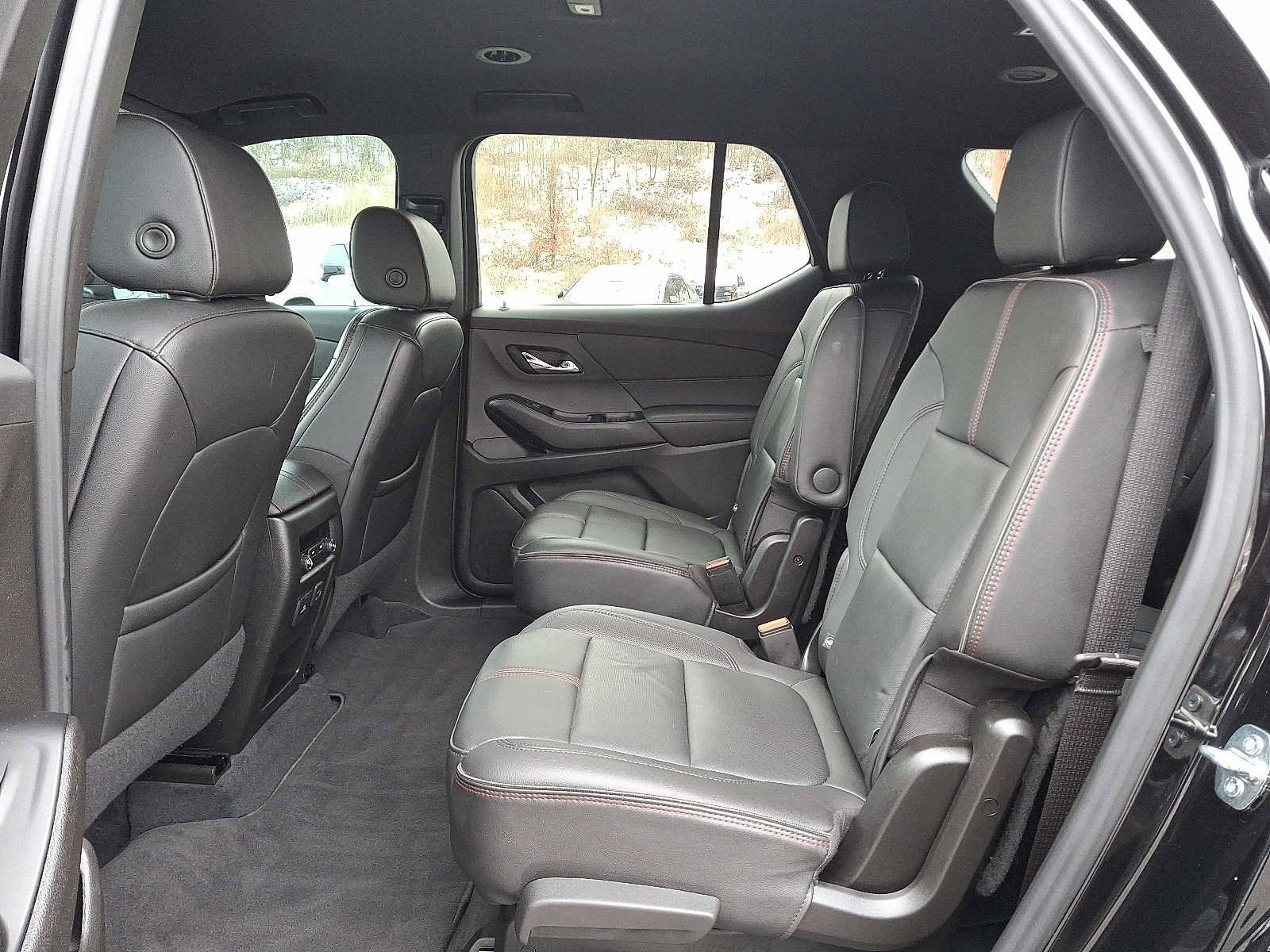 Used 2023 Chevrolet Traverse RS image 10