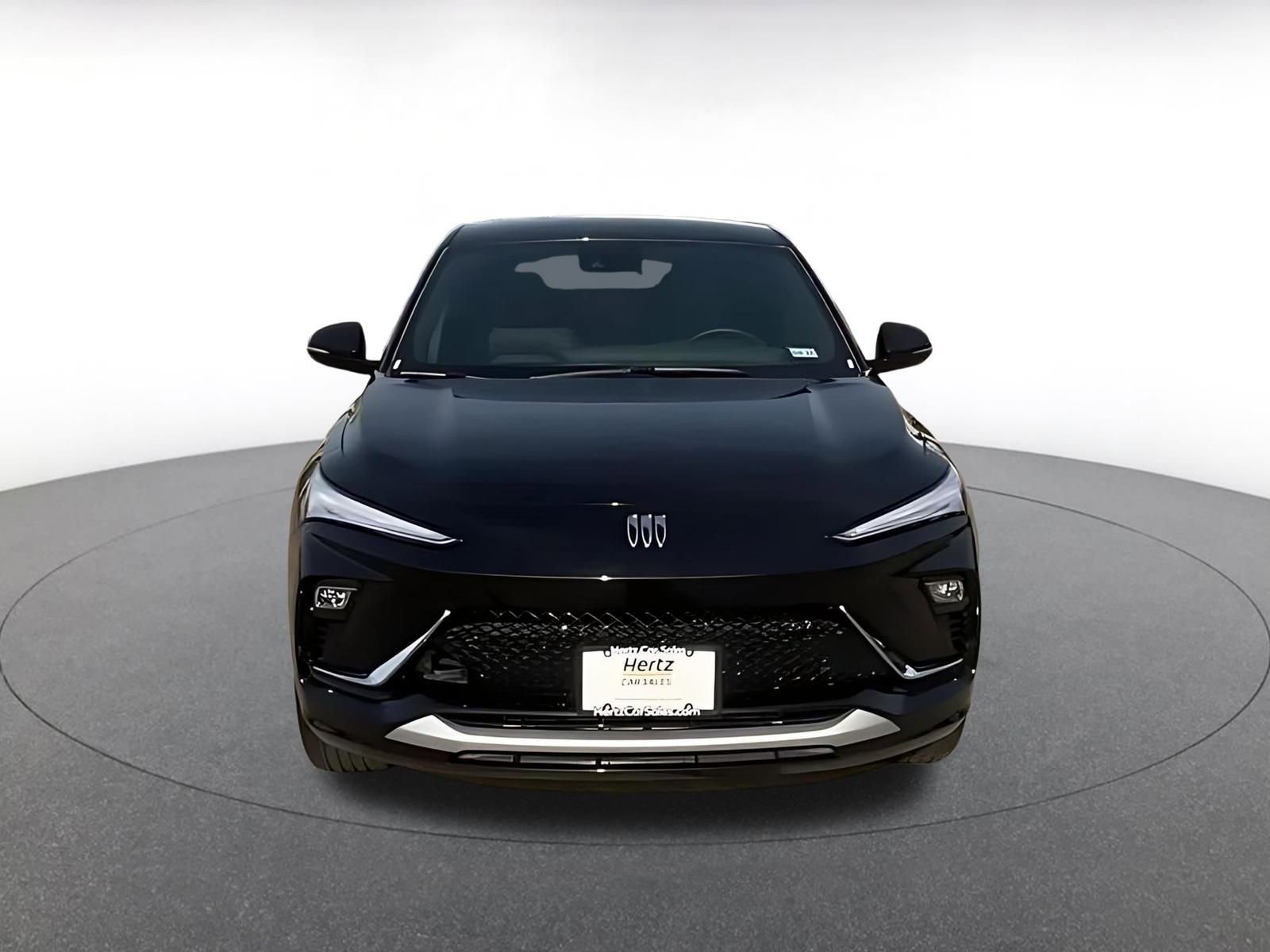 Used 2025 Buick Envista Sport Touring image 3