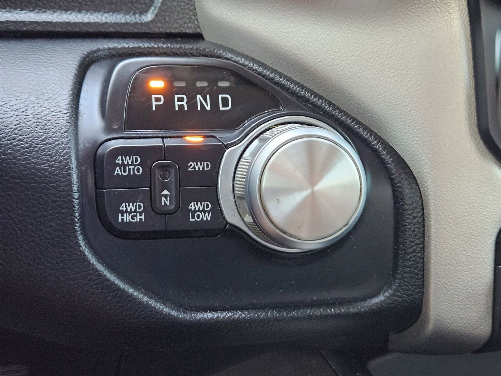 Used 2020 RAM 1500 Laramie AWD/4WD image 23