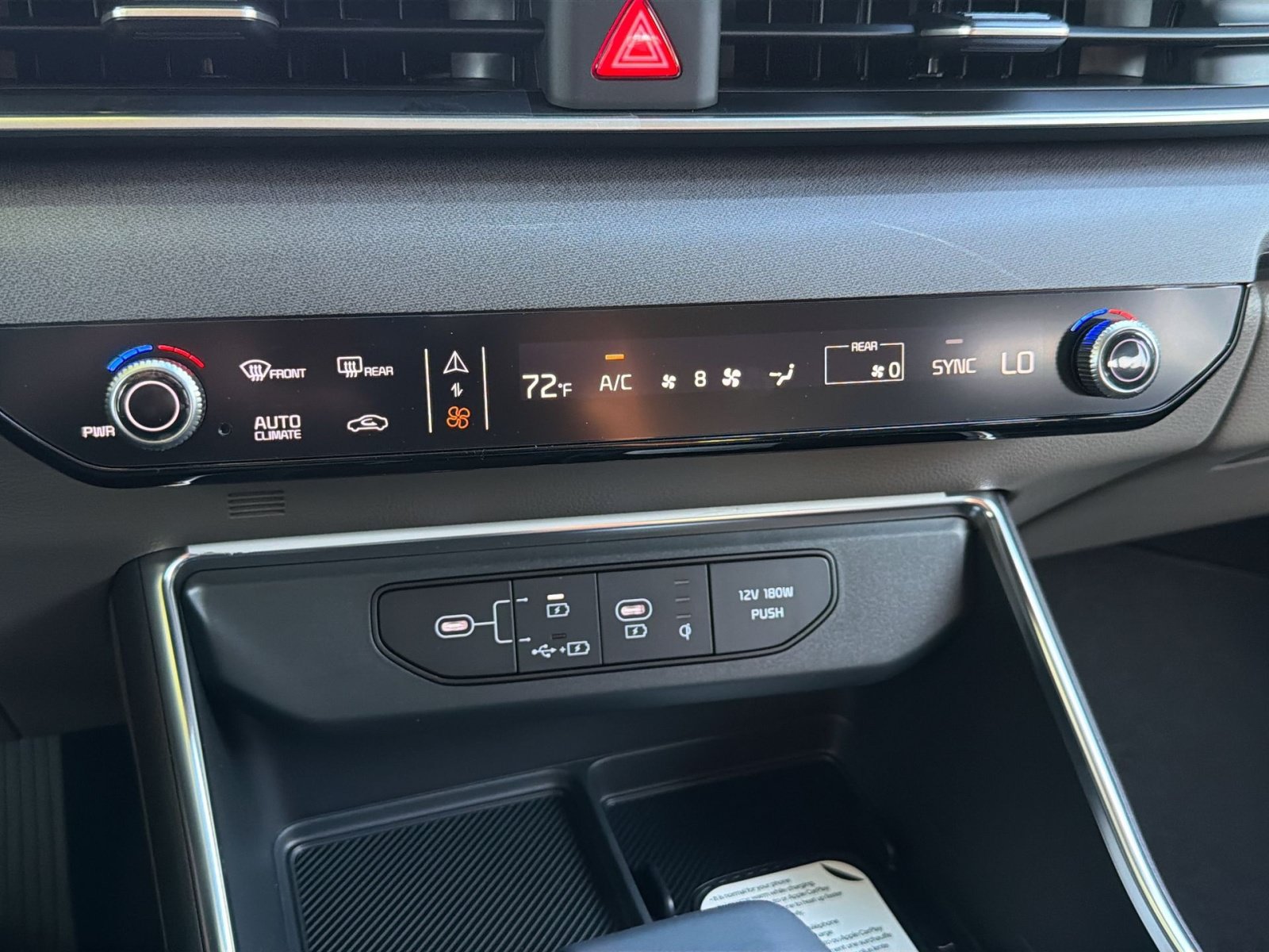New 2026 Kia Carnival EX FWD image 23