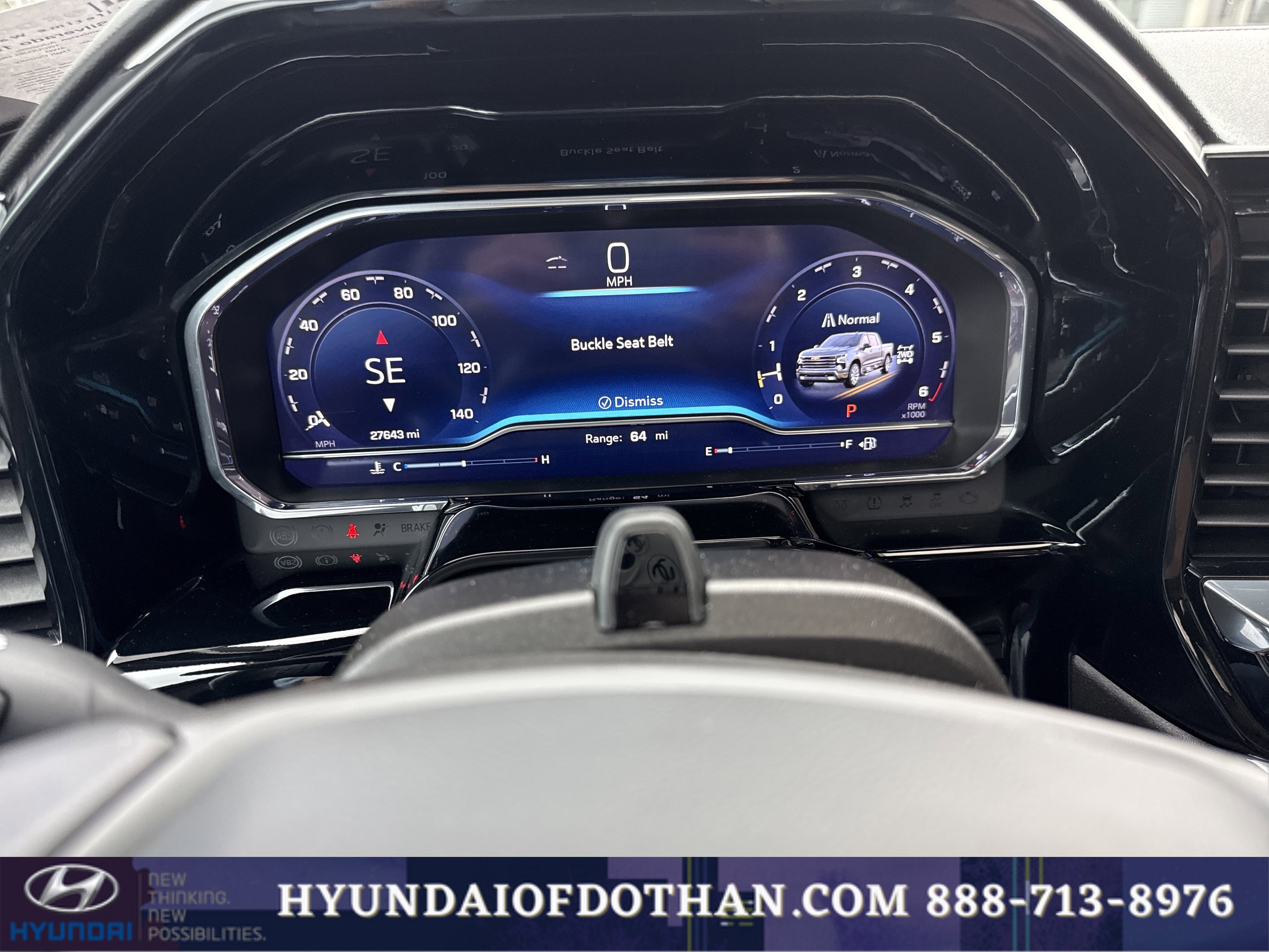 Used 2024 Chevrolet Silverado 1500 High Country w/ Technology Package AWD/4WD image 8