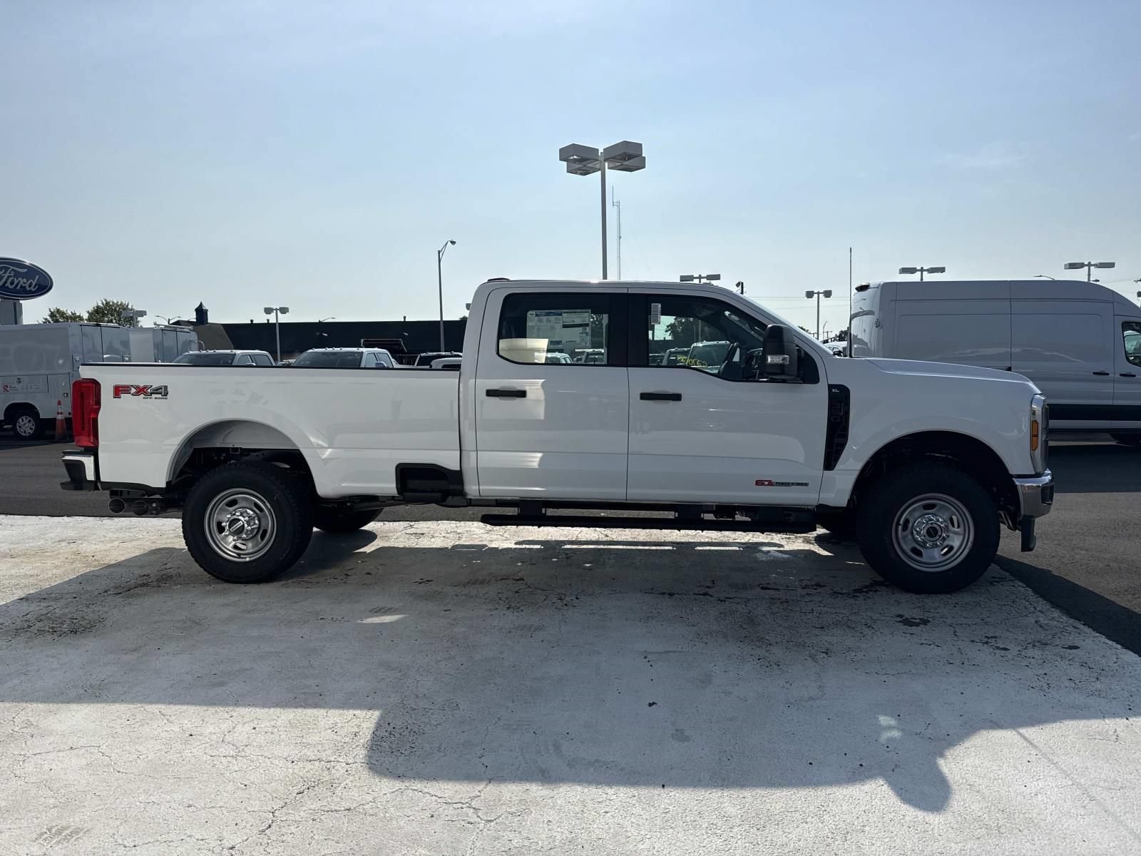 New 2027 Ford F350 XL w/ XL Driver Assist Package AWD/4WD image 2
