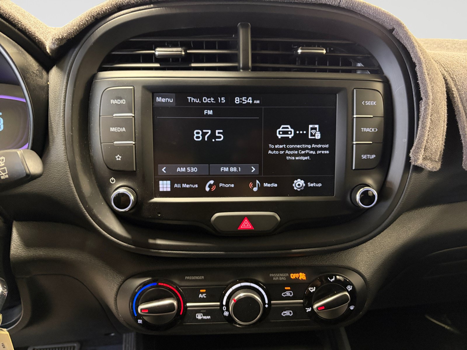Used 2025 Kia Soul LX w/ LX Technology Package FWD image 15