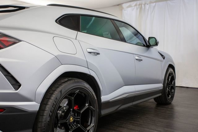 Used 2022 Lamborghini Urus image 33