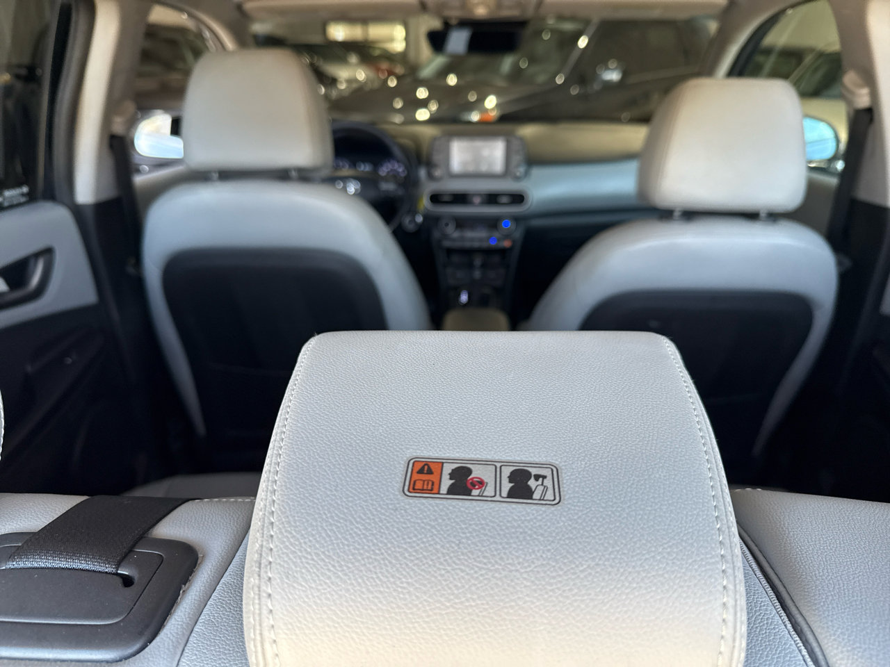 Used 2018 Hyundai Kona Limited image 48