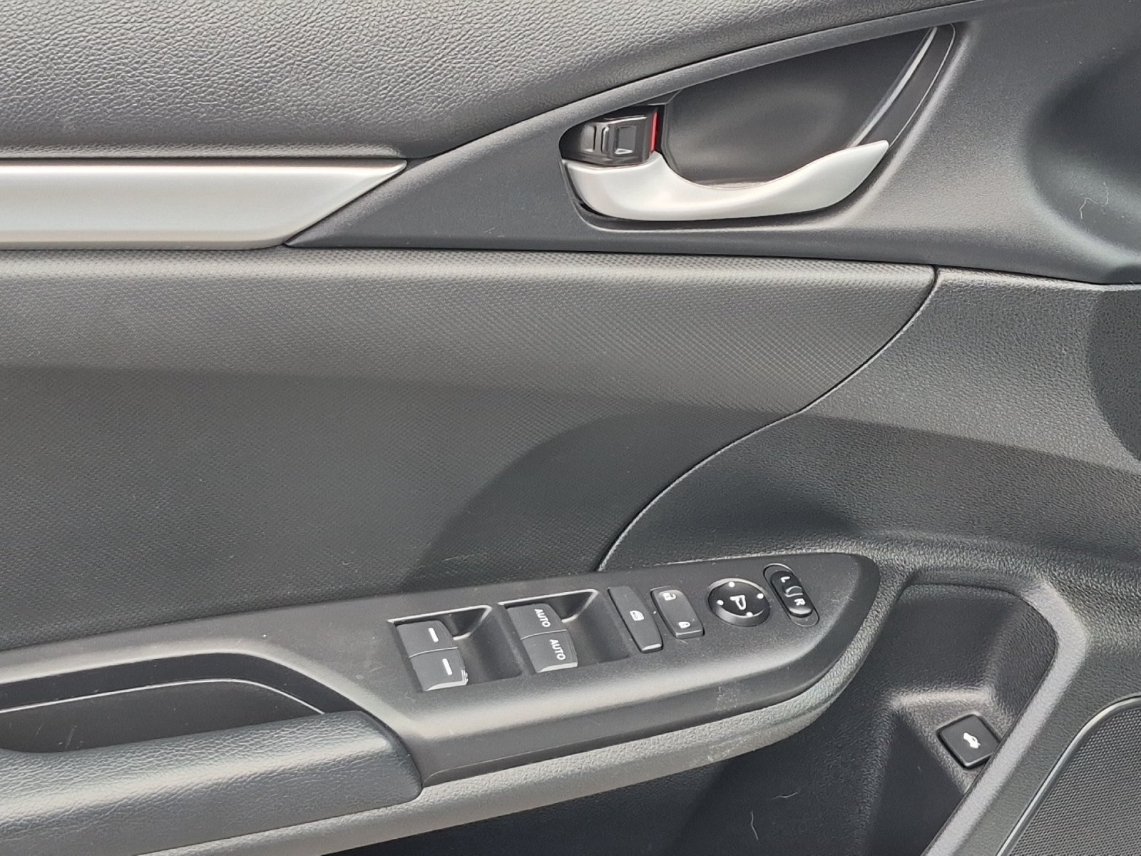 Used 2021 Honda Civic Sport image 10
