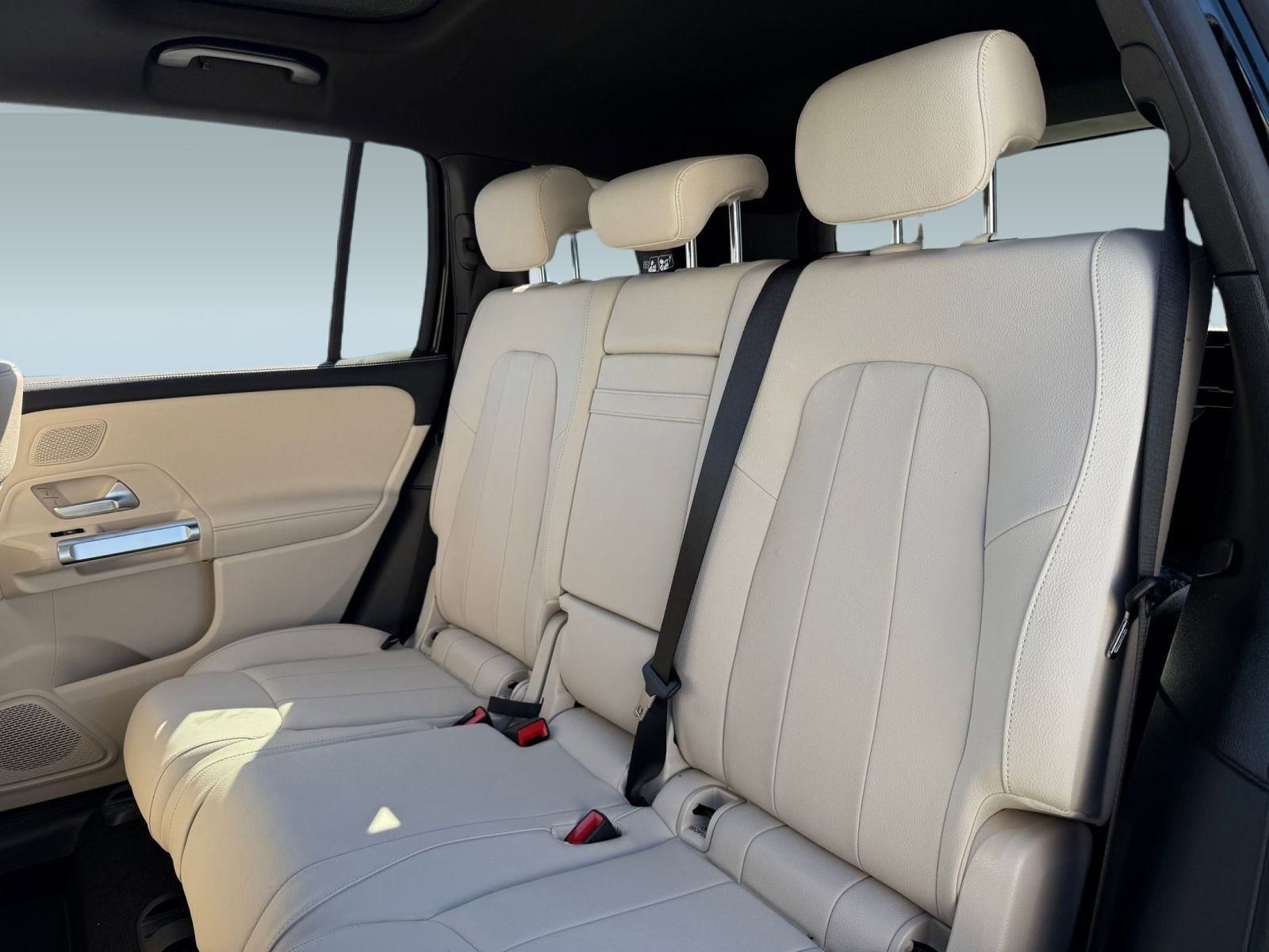 New 2026 Mercedes-Benz GLB 250 image 19