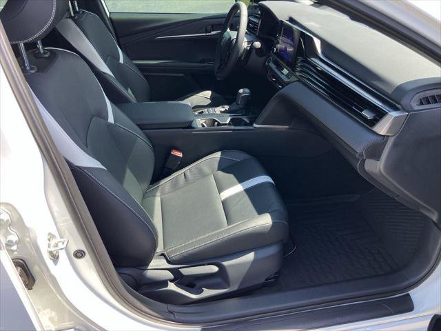 Certified 2025 Toyota Camry SE FWD image 30