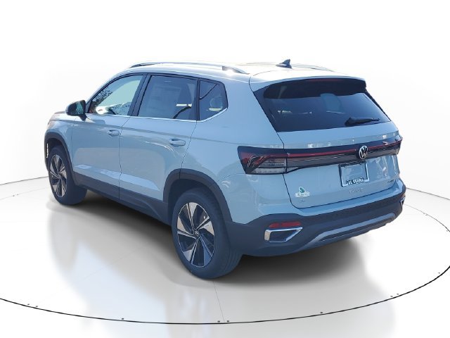 New 2027 Volkswagen Taos SE AWD/4WD image 3