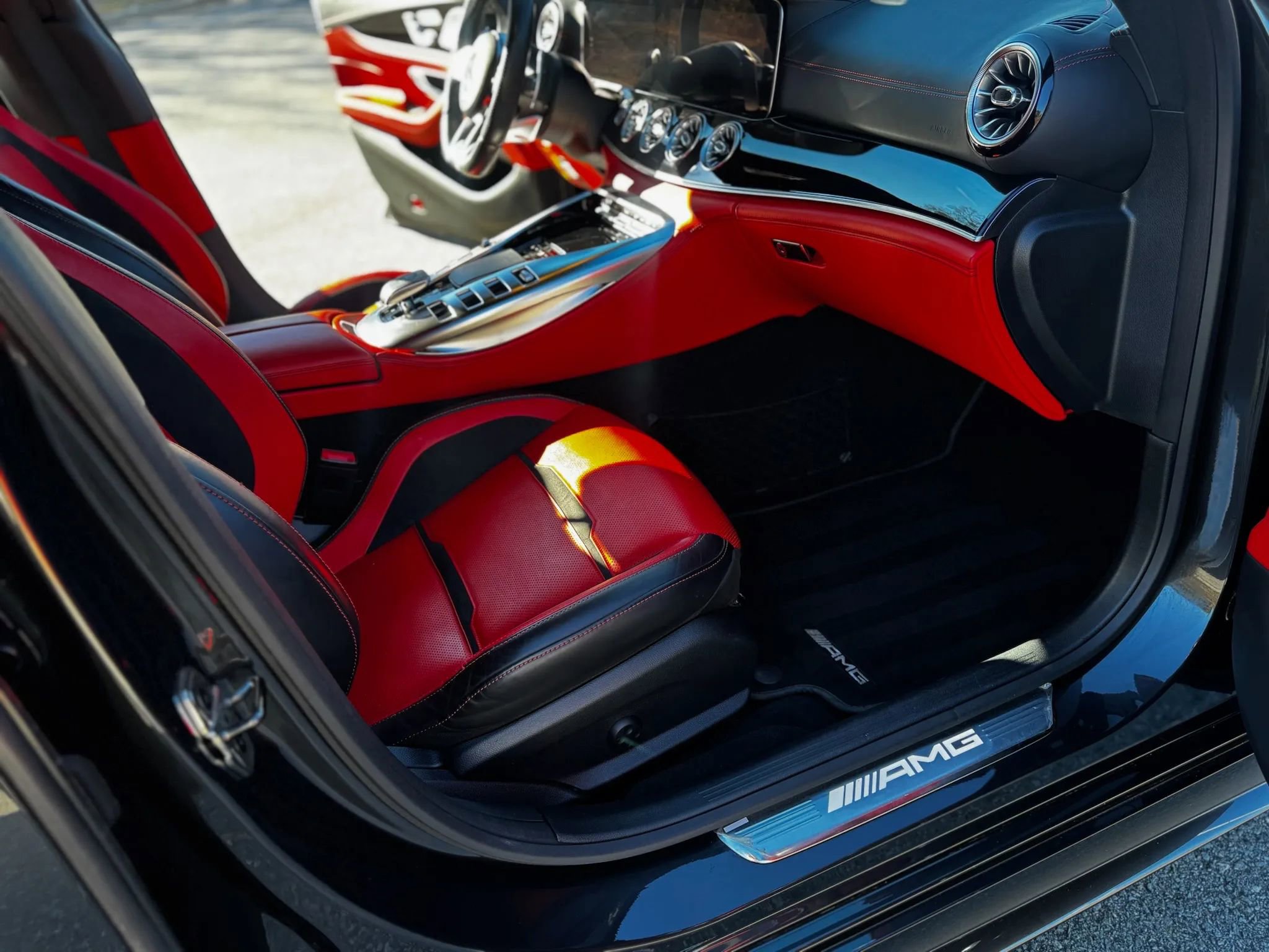 Used 2020 Mercedes-Benz AMG GT 53 image 15