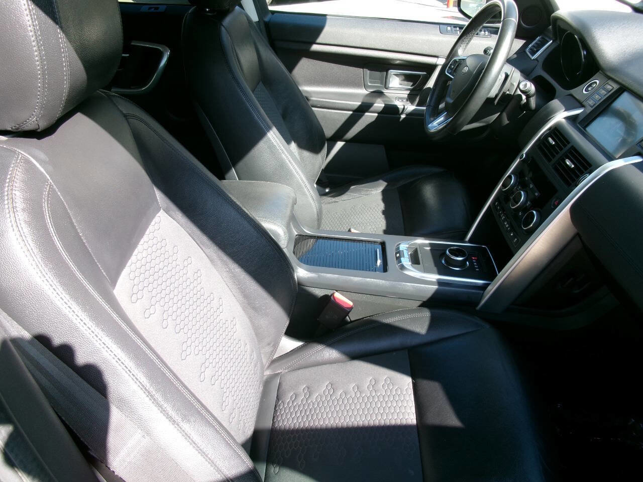 Used 2019 Land Rover Discovery Sport SE AWD/4WD image 11