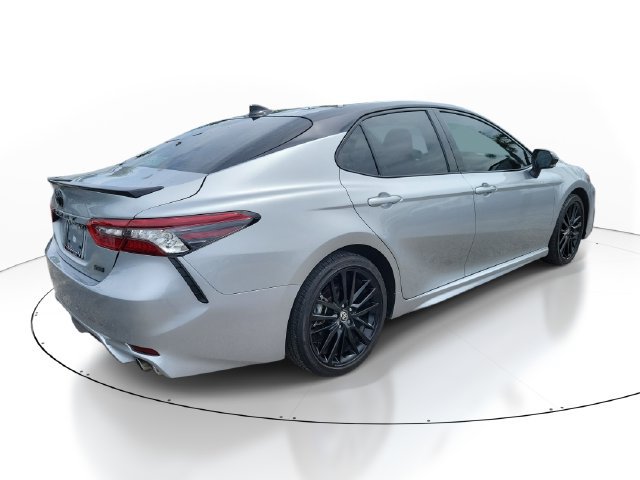 Used 2024 Toyota Camry XSE FWD image 4