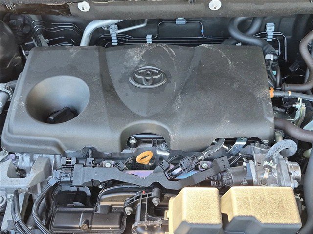 Used 2024 Toyota RAV4 XLE w/ Convenience Package FWD image 23