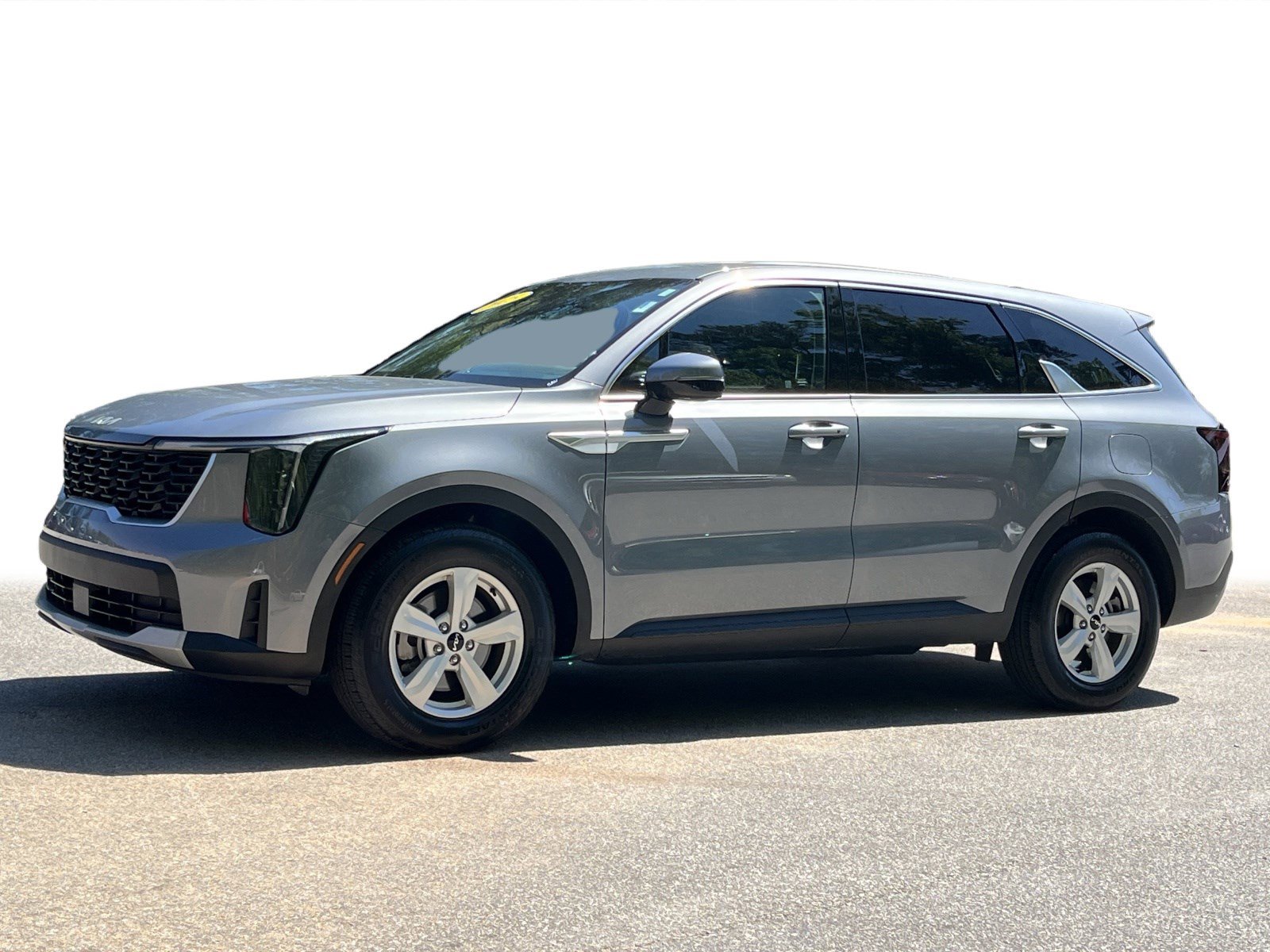 Certified 2025 Kia Sorento LX image 19