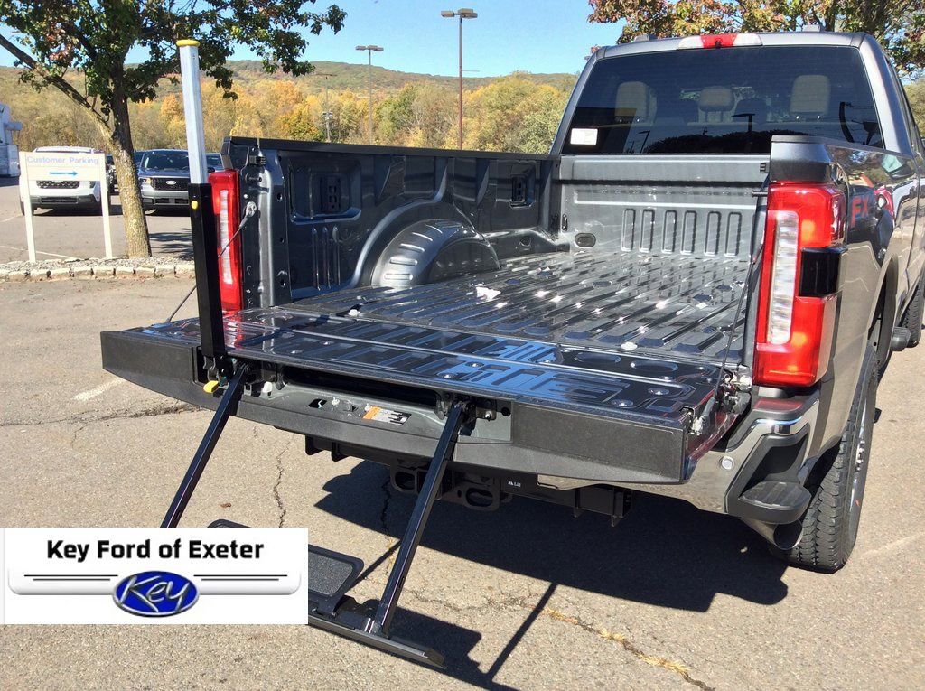 New 2026 Ford F350 XLT w/ 360-Degree Camera Package image 12