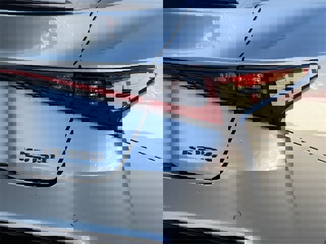 Used 2021 Lexus IS 350 F Sport image 7