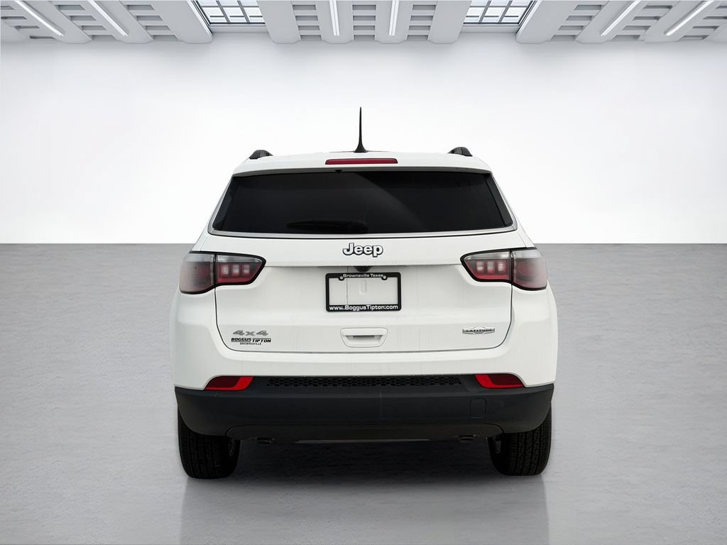 New 2026 Jeep Compass Latitude AWD/4WD image 4