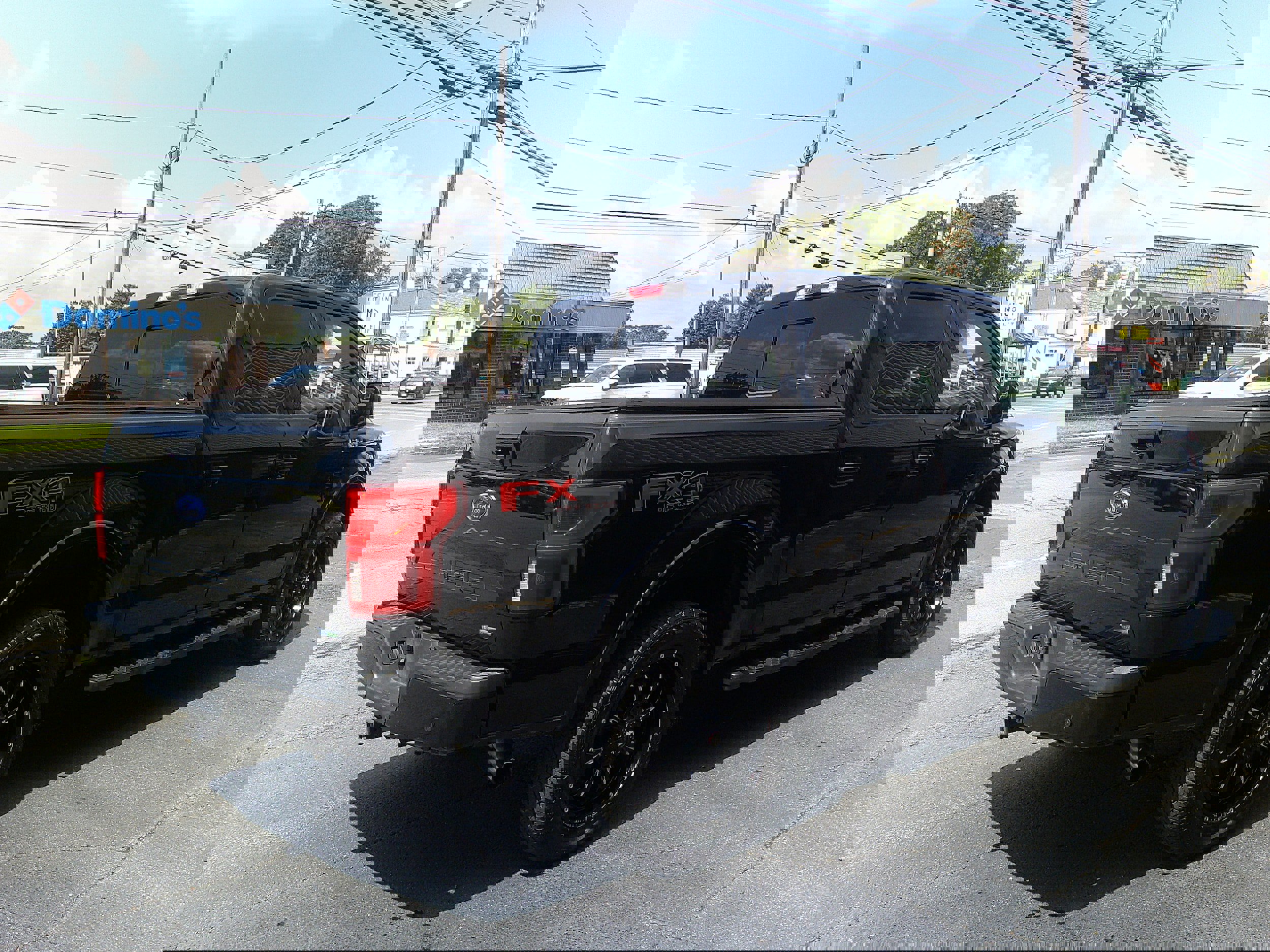 Used 2019 Ford F150 Lariat w/ Equipment Group 502A Luxury image 8