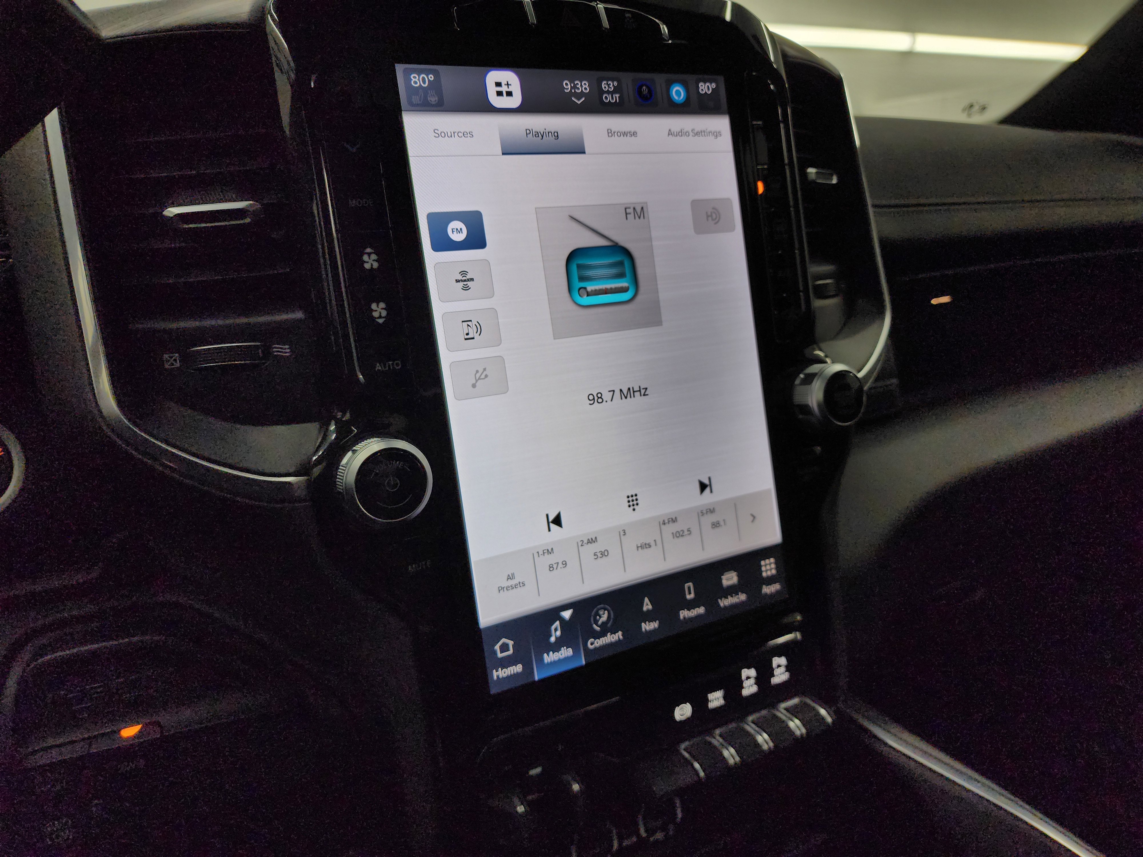 Used 2024 RAM 2500 Laramie w/ Sport Appearance Package image 47