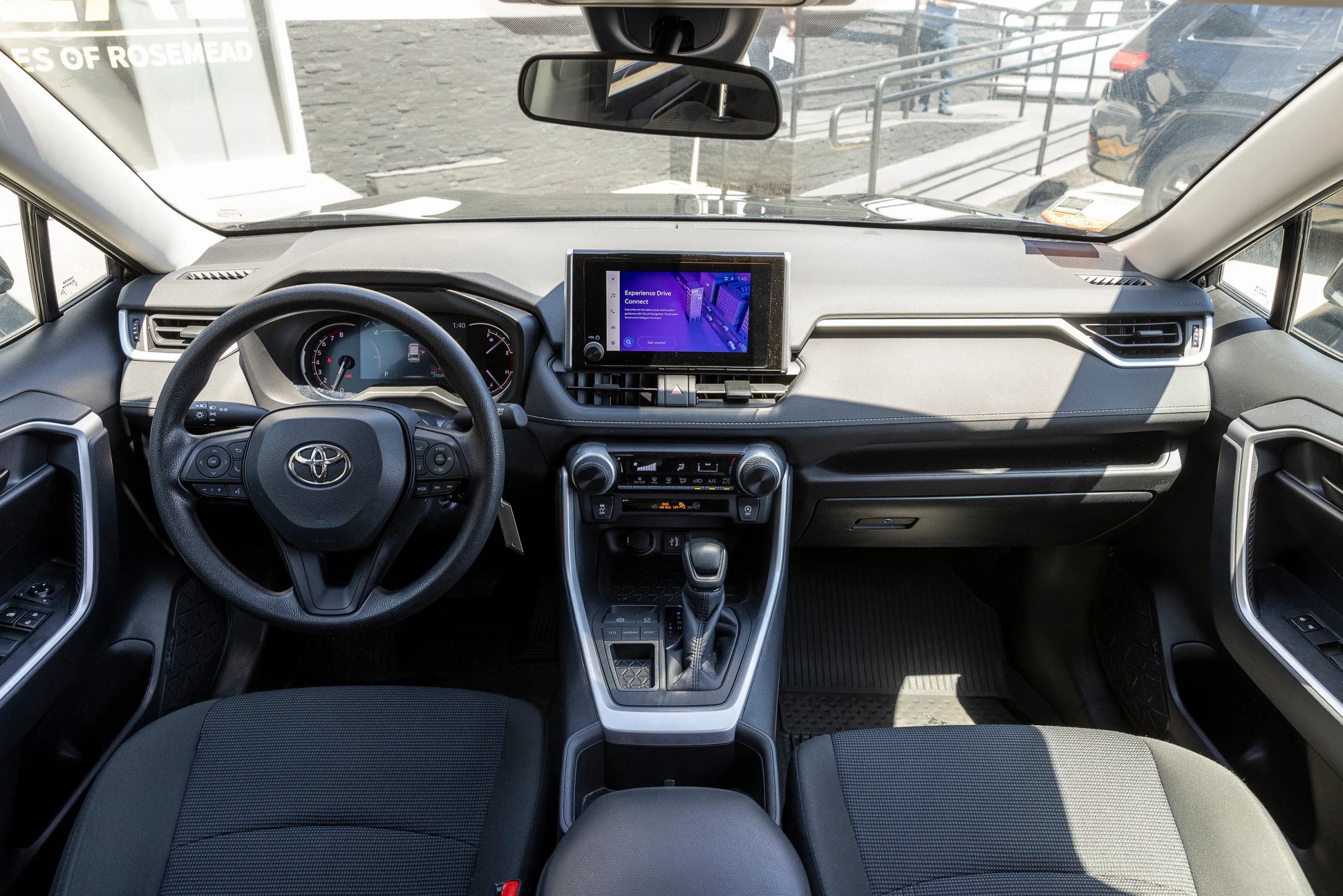 Used 2024 Toyota RAV4 LE FWD image 30