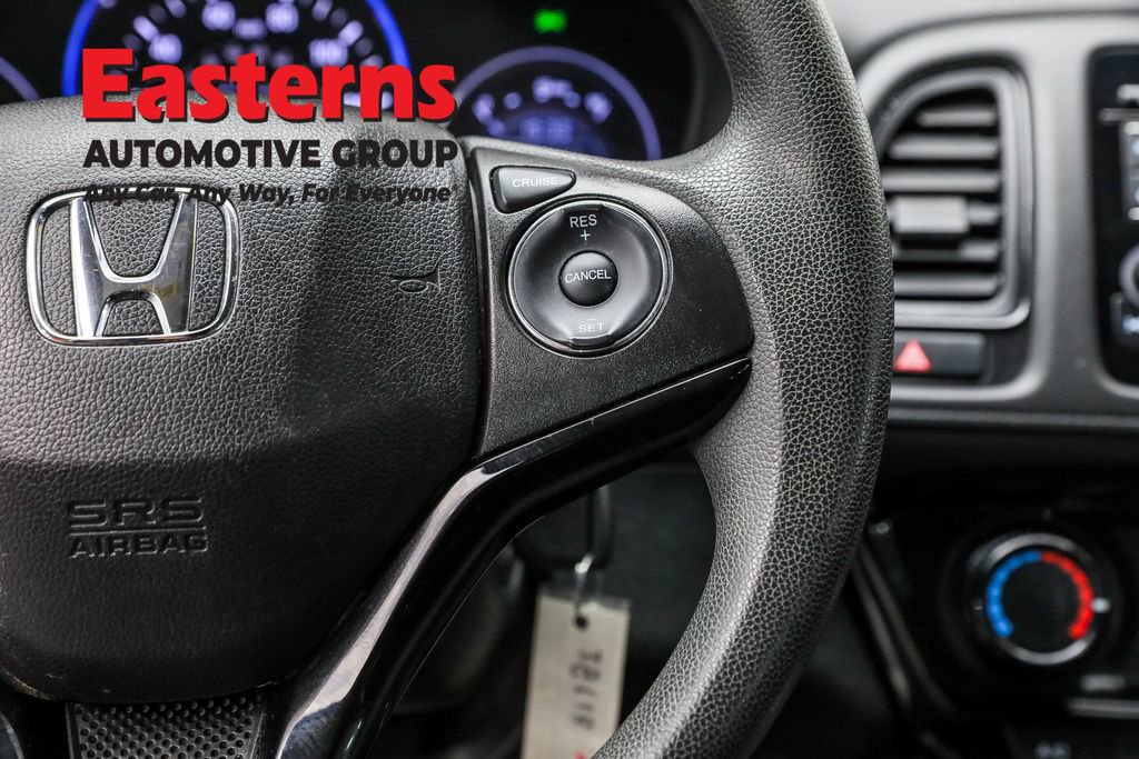 Used 2019 Honda HR-V LX image 16