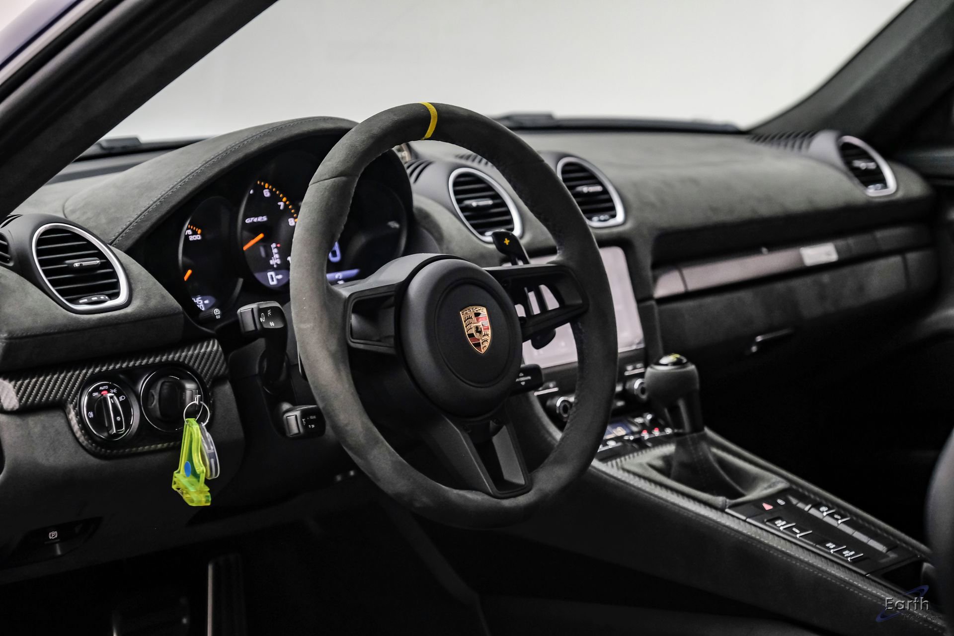 Used 2025 Porsche 718 Cayman GT4 RS image 54