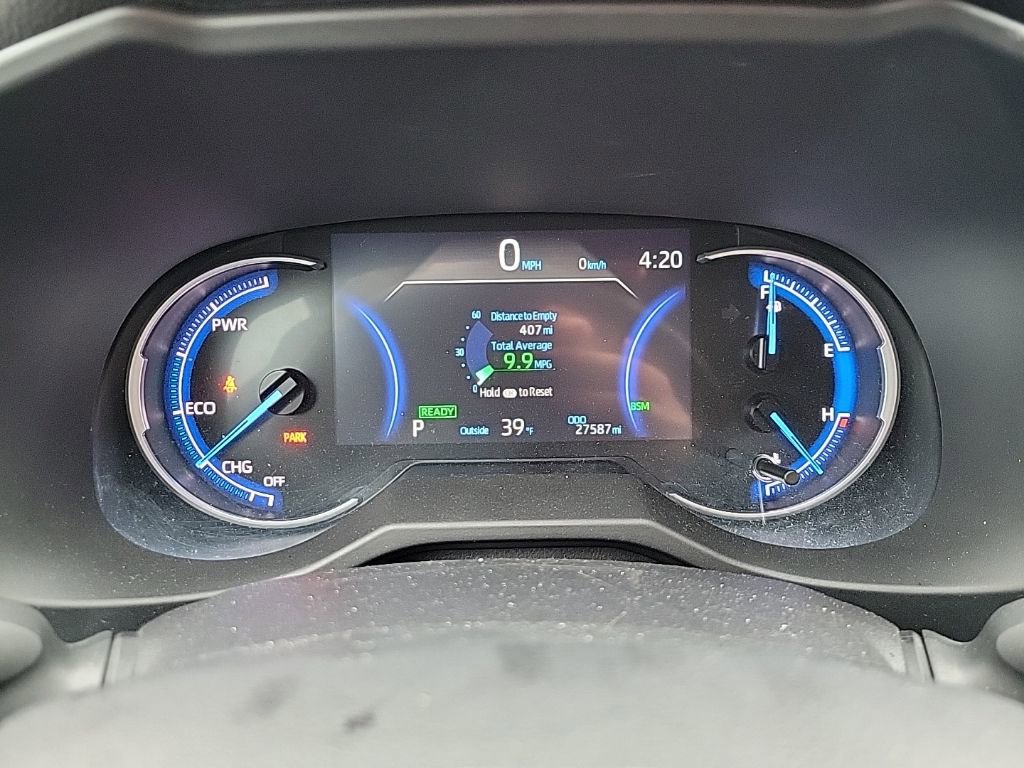 Used 2024 Toyota RAV4 LE AWD/4WD image 25