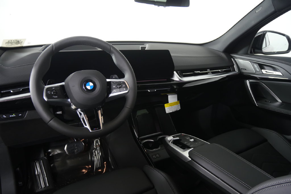 New 2026 BMW X2 xDrive28i w/ Technology Package AWD/4WD image 17