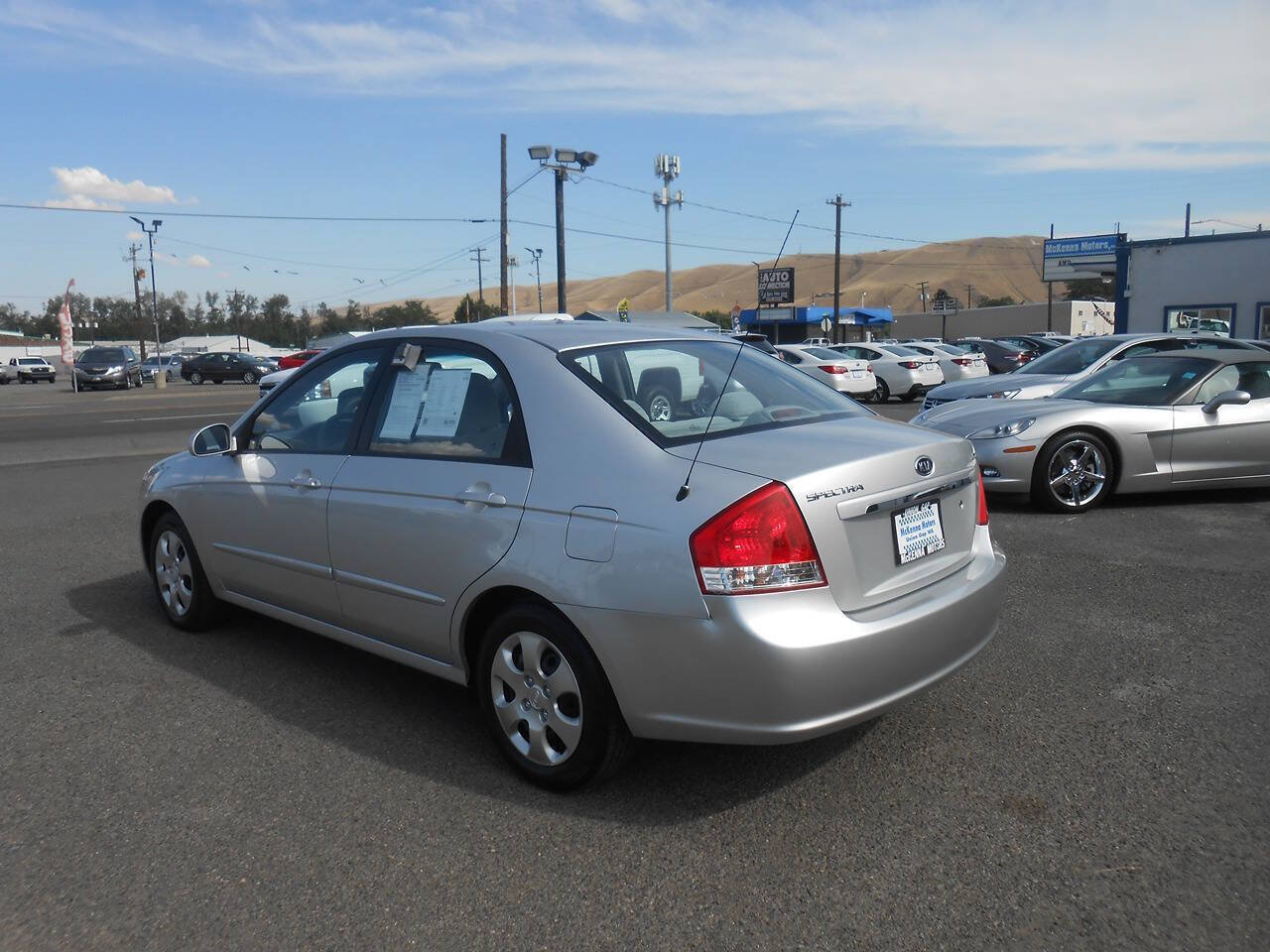 Used 2009 Kia Spectra EX FWD image 7