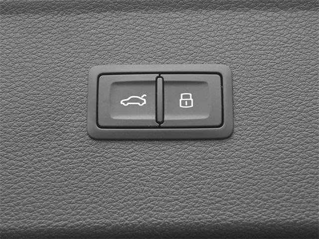 Used 2024 Audi SQ5 Premium Plus image 32