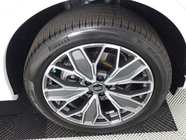 New 2026 Audi Q5 Premium Plus AWD/4WD image 9