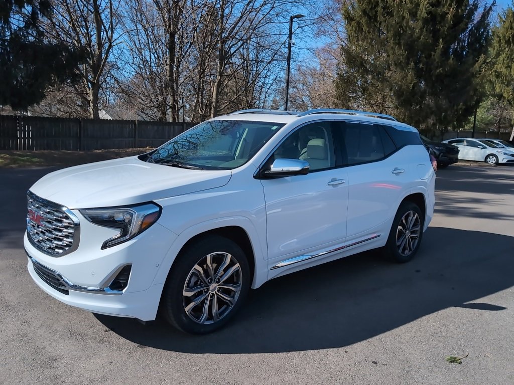 Used 2020 GMC Terrain Denali w/ Denali Premium Package