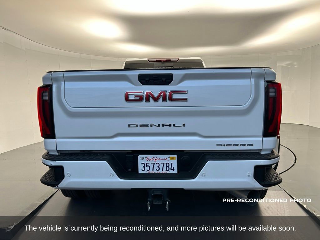 Used 2025 GMC Sierra 3500 Denali w/ Technology Package image 4
