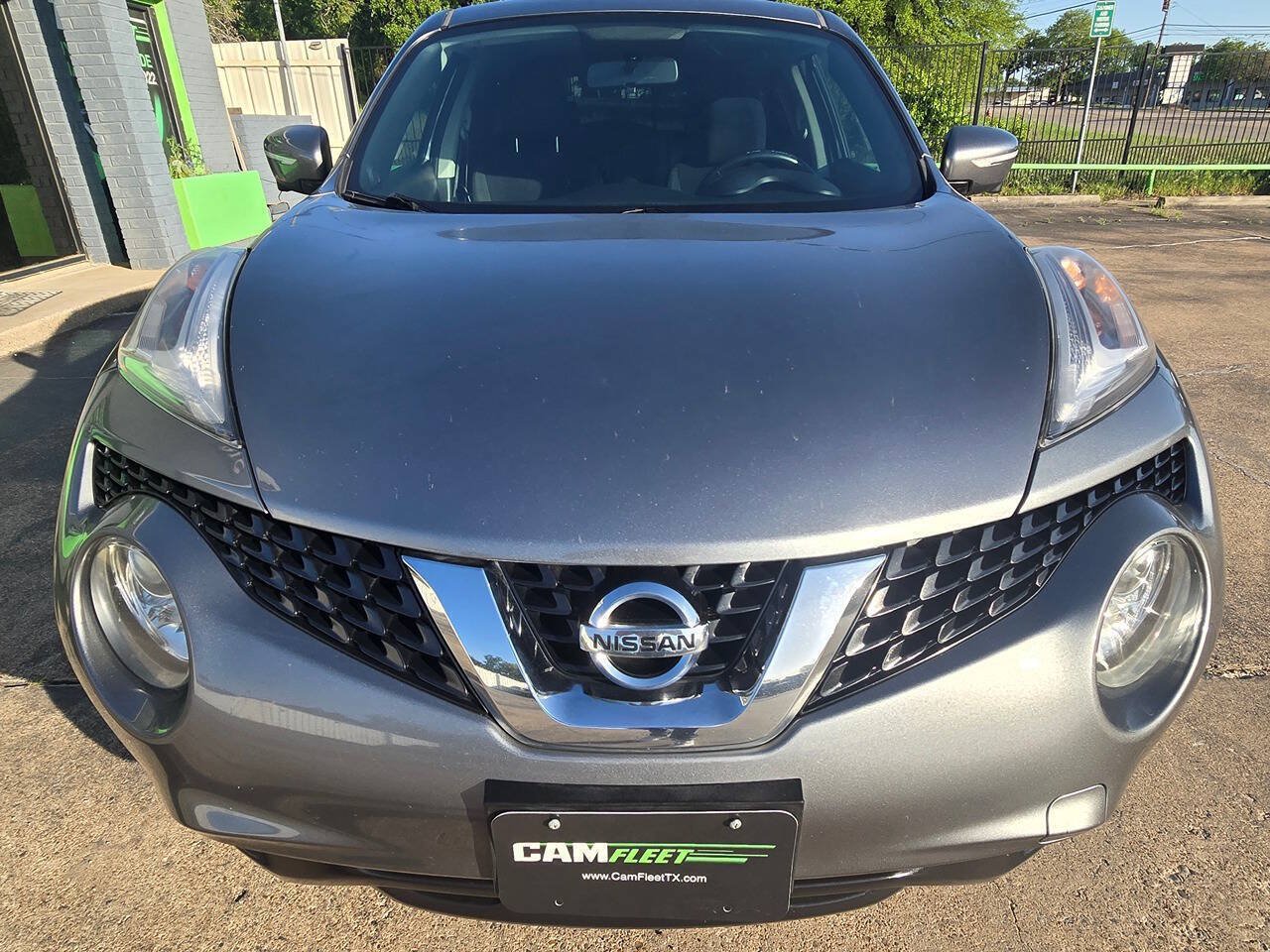 Used 2017 Nissan Juke SV w/ Technology Package FWD image 4