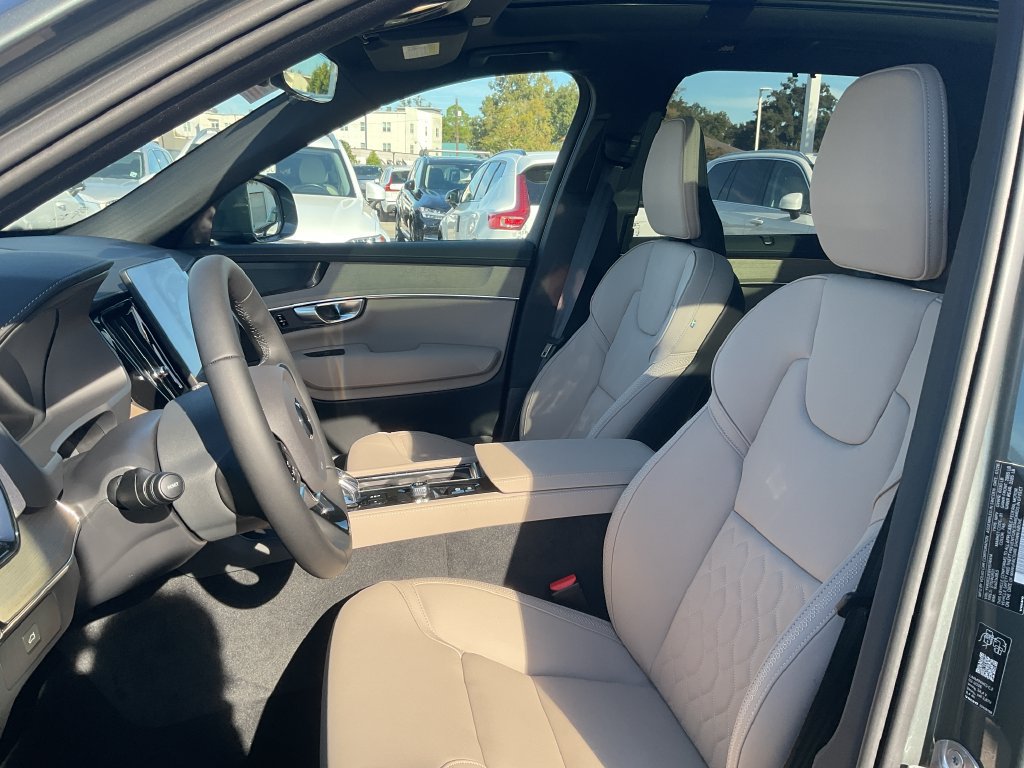 New 2027 Volvo XC90 B6 Plus AWD/4WD image 12