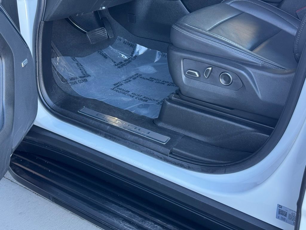 Used 2024 GMC Yukon XL Denali image 25