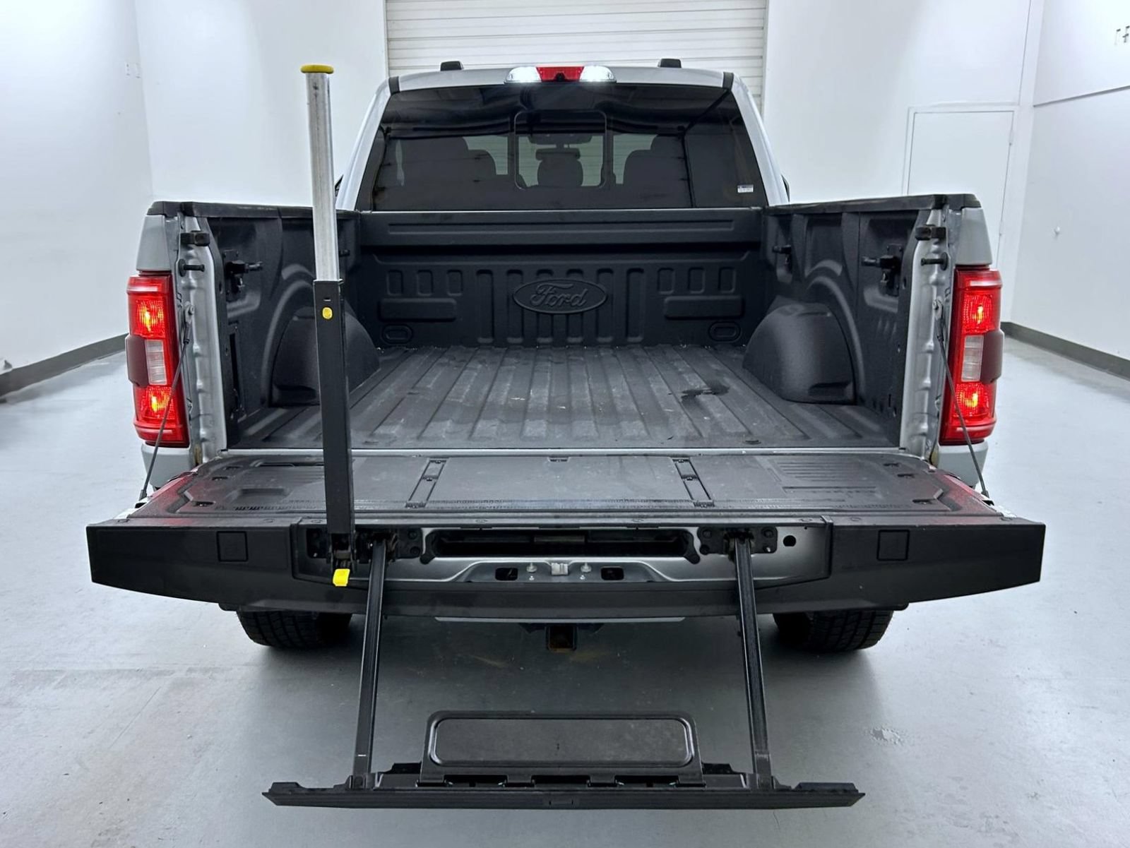 Used 2022 Ford F150 XLT w/ Equipment Group 302A High AWD/4WD image 22