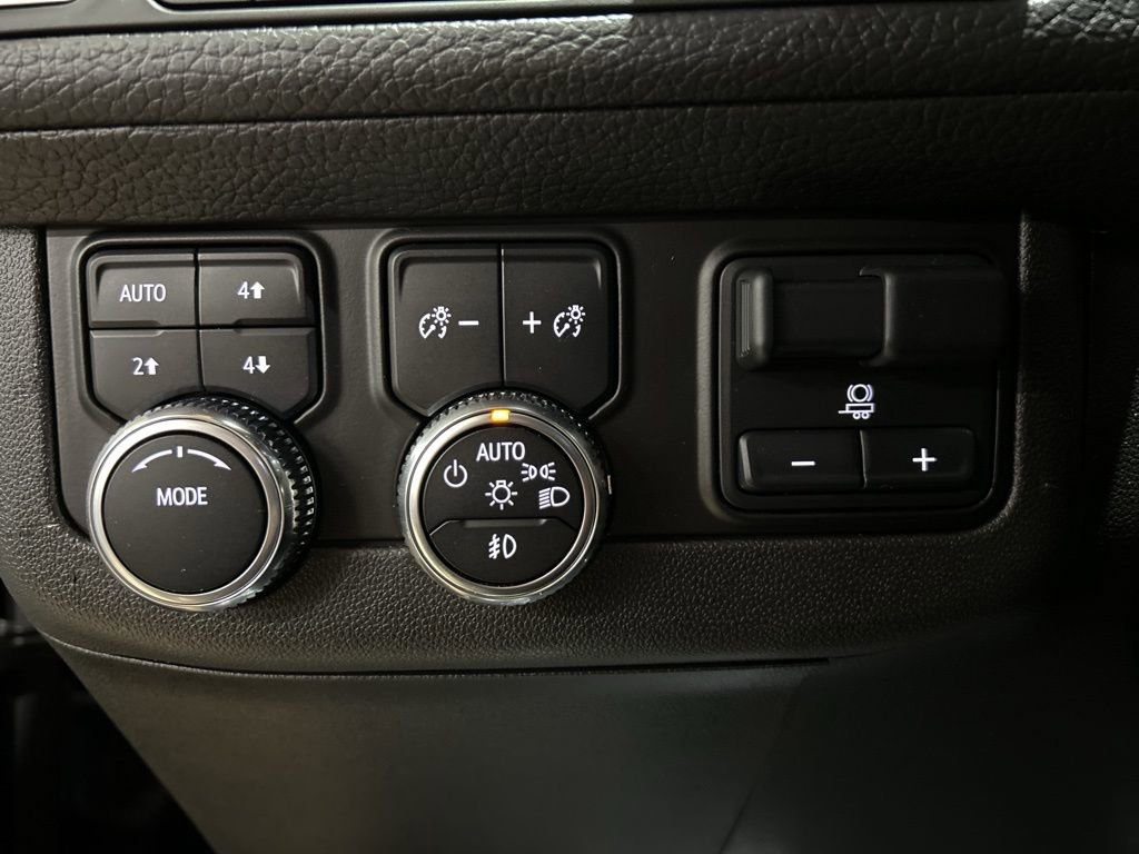 Used 2022 GMC Yukon Denali w/ Max Trailering Package image 24