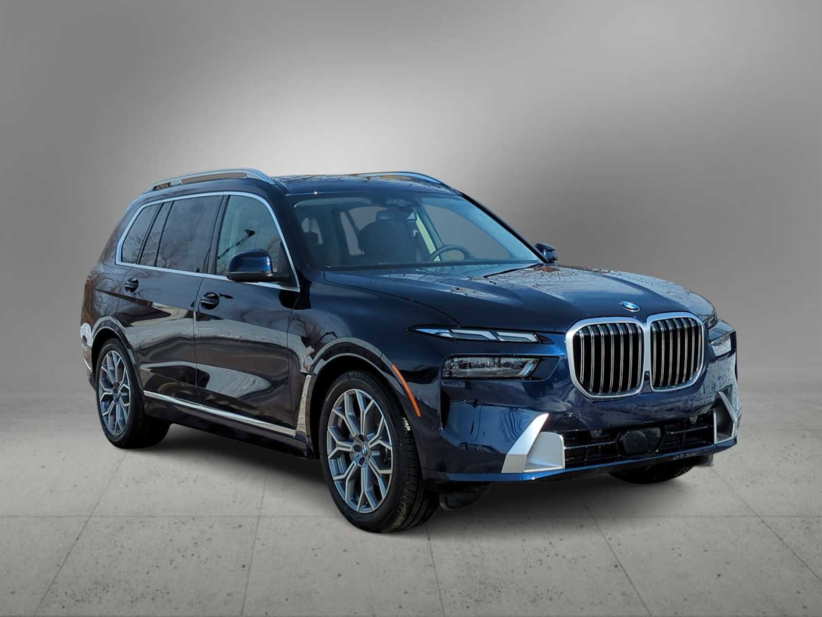 New 2026 BMW X7 xDrive40i image 2