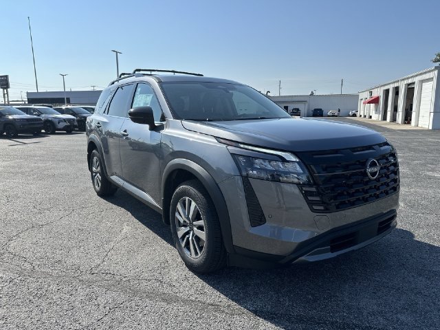 New 2026 Nissan Pathfinder SL AWD/4WD image 12
