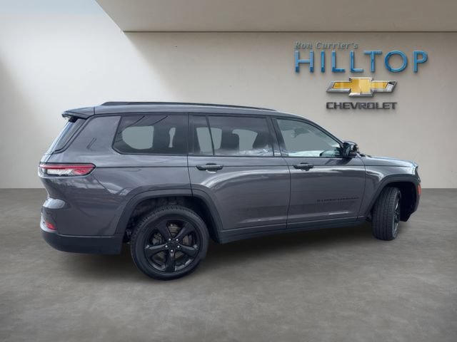 Used 2024 Jeep Grand Cherokee L Limited w/ Black Appearance Package AWD/4WD image 5