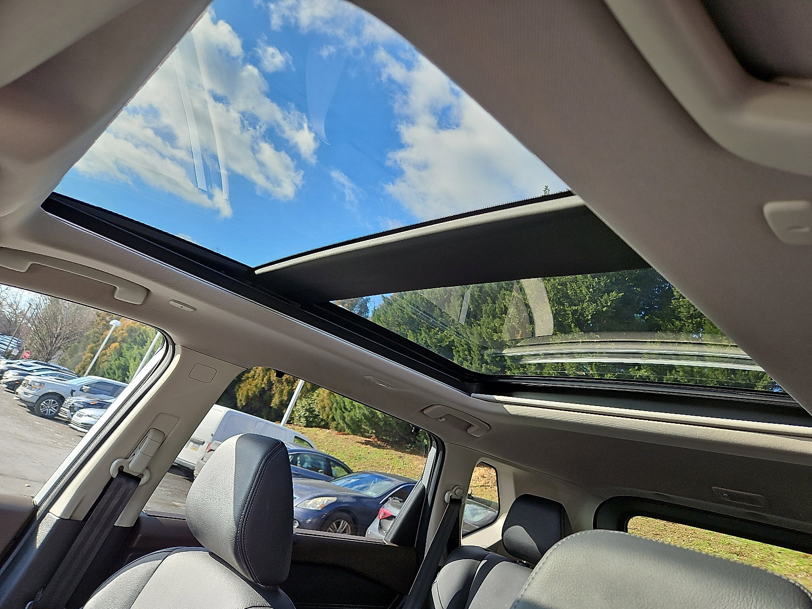 Certified 2023 Nissan Rogue SL w/ SL Premium Package image 14