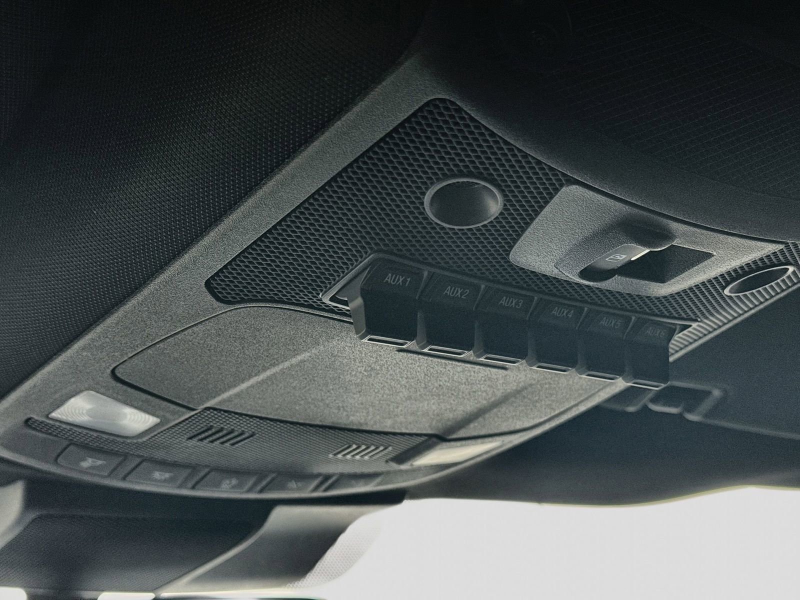 Certified 2022 Ford F250 Lariat w/ Tremor Off-Road Package image 89