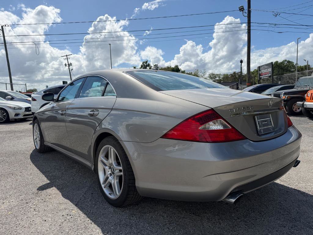 Used 2007 Mercedes-Benz CLS 550 image 7