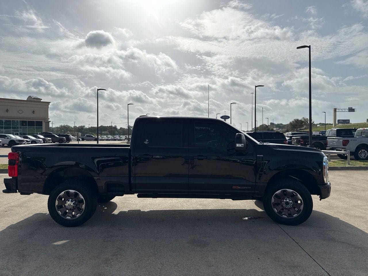 Used 2024 Ford F250 King Ranch AWD/4WD image 17