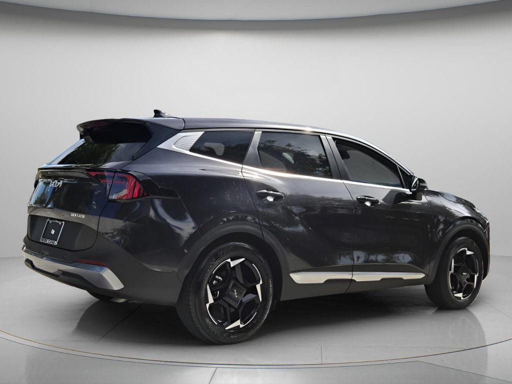 Used 2026 Kia Sportage EX FWD image 6