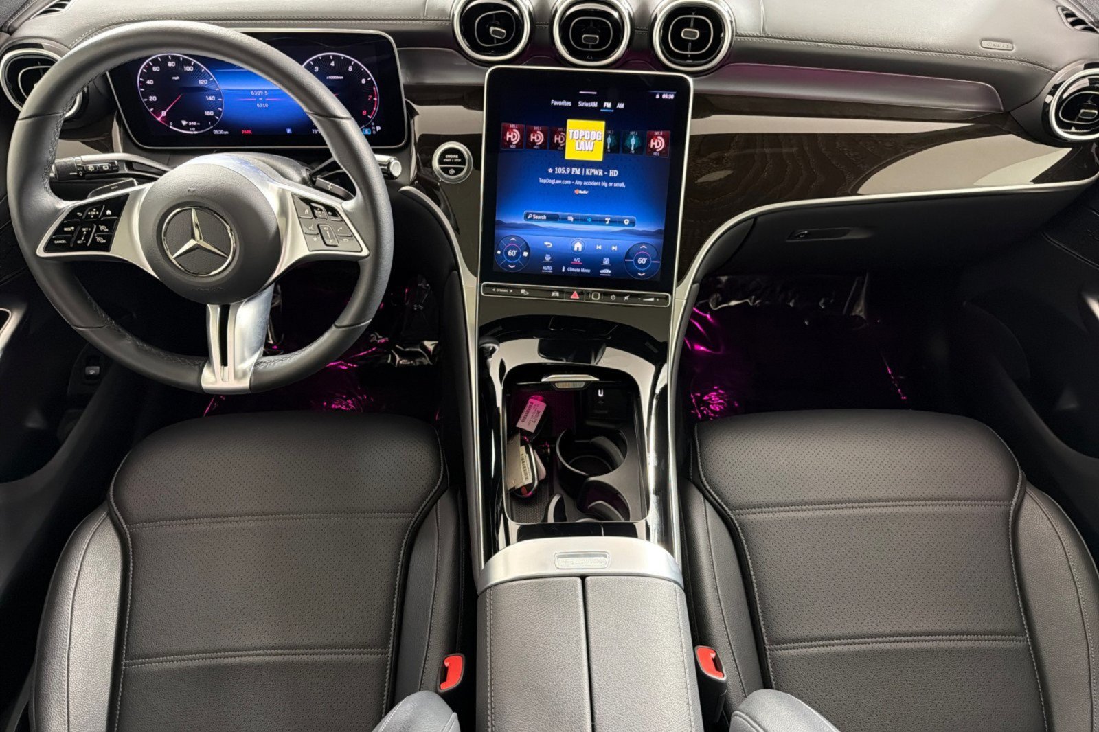 Used 2024 Mercedes-Benz GLC 300 4MATIC image 12