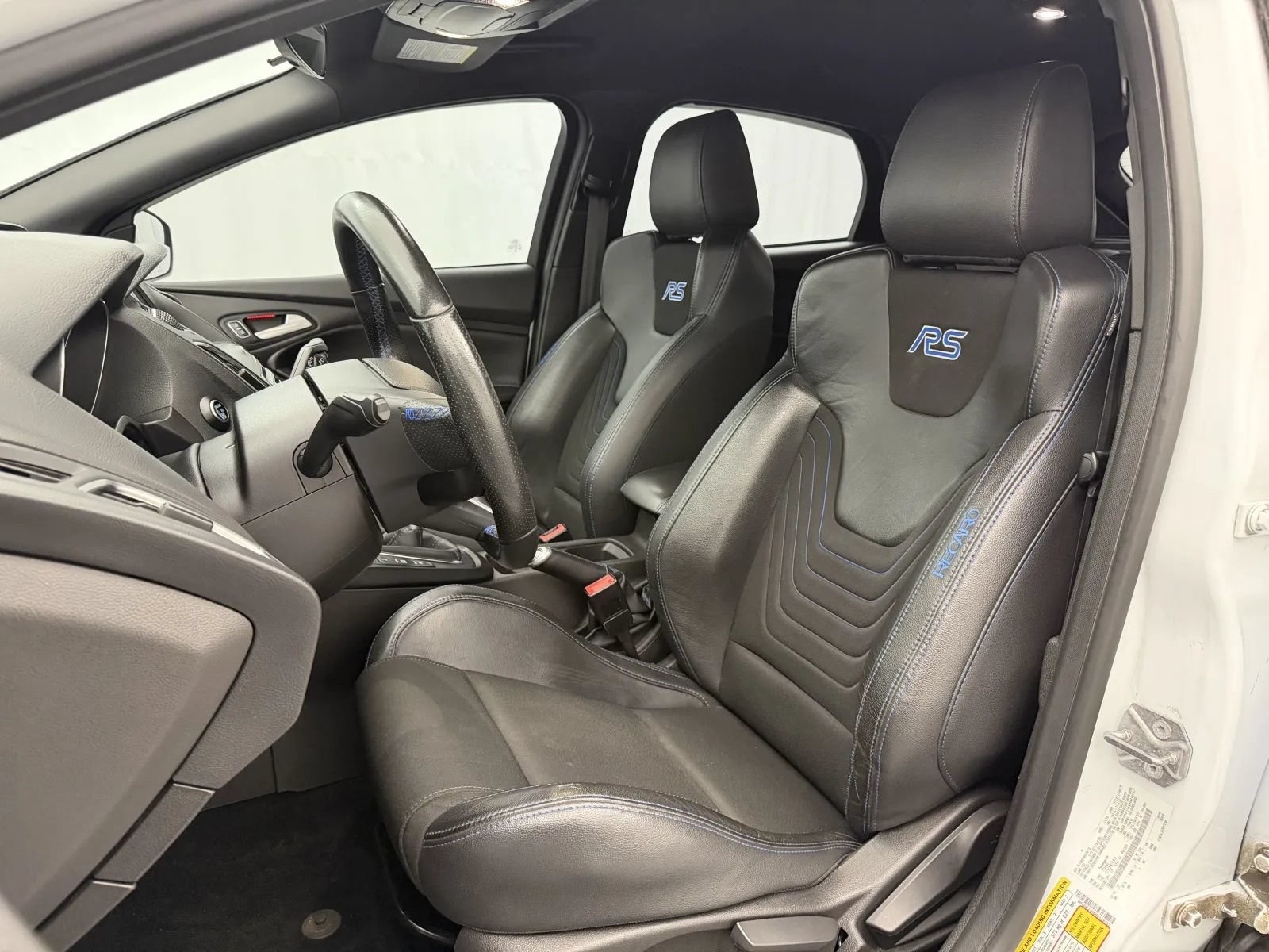 Used 2017 Ford Focus RS AWD/4WD image 4