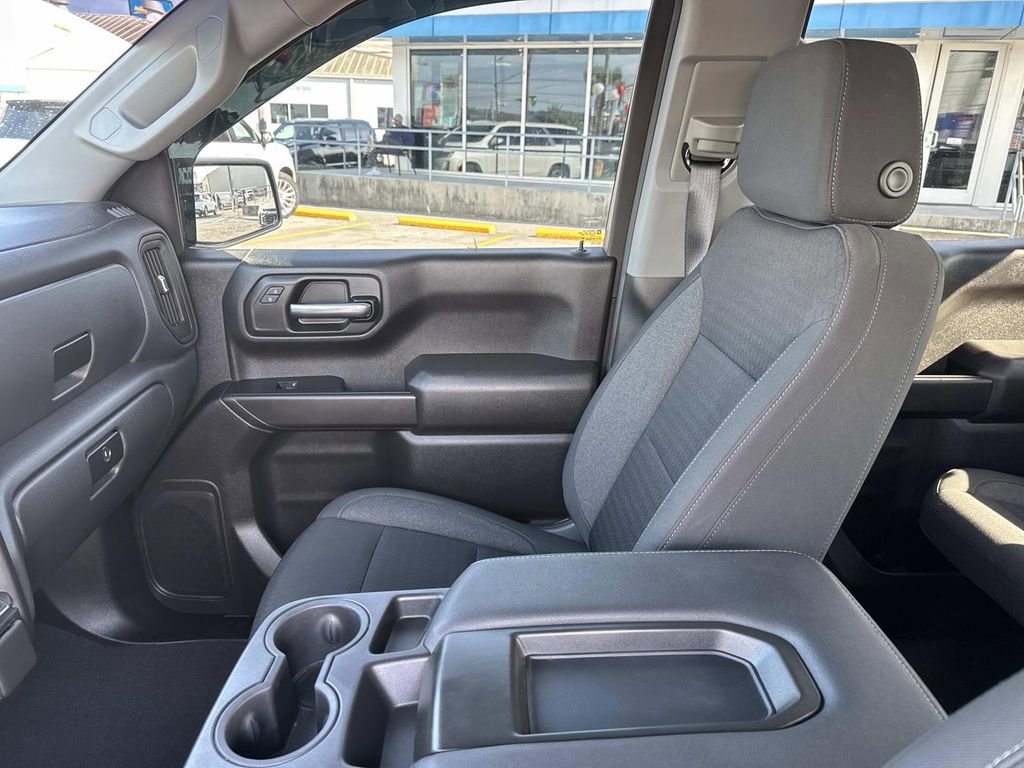 Certified 2024 Chevrolet Silverado 1500 Custom image 16