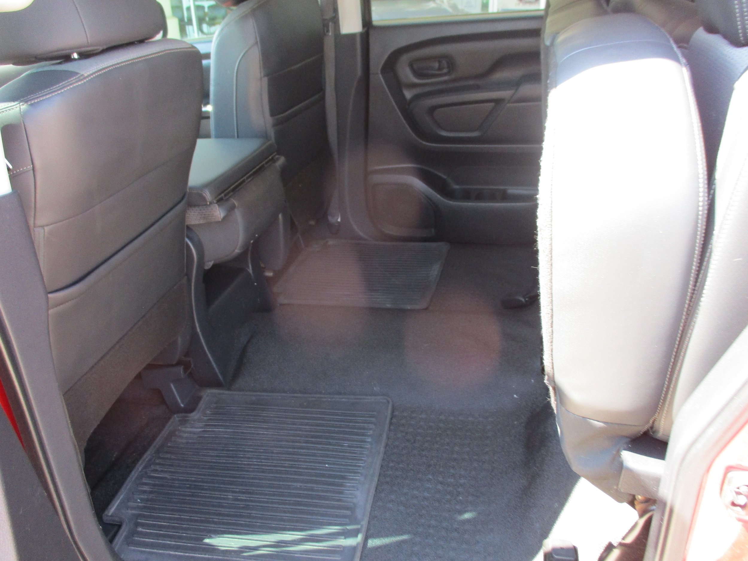 Used 2021 Nissan Titan S w/ S Utility Package AWD/4WD image 4